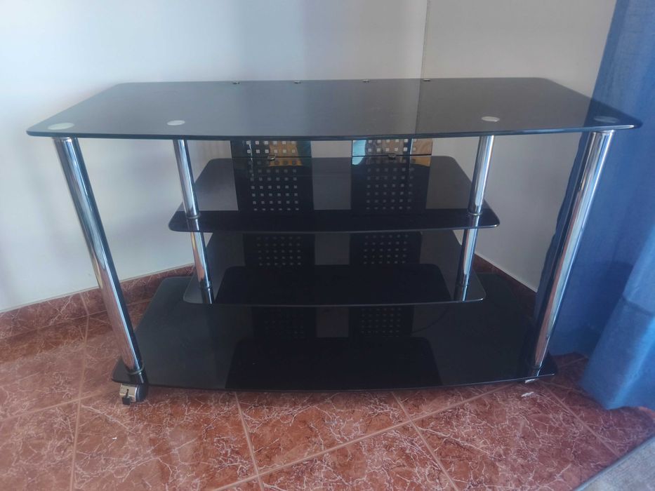 Móvel de sala em vidro