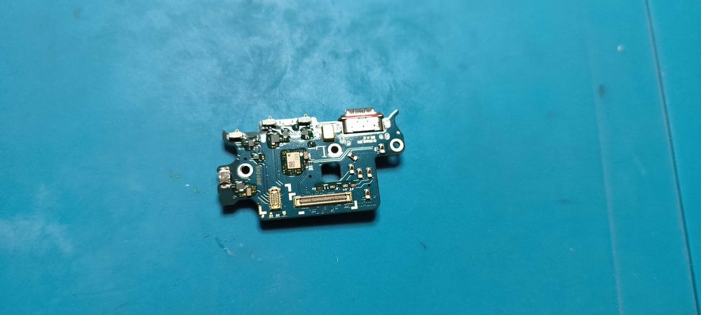 Złącze Ładowania SIM Samsung S22 SM-S901B/DS– Oryginalna, z Demontażu