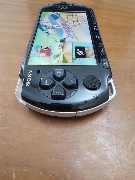 Sony PSP Slim 3004  64Gb 100 jogos