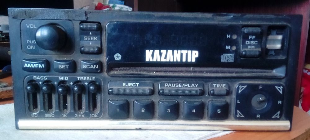 Крайслер, раритет . Покупалась у Богдана Титомира (Олег Титаренко)