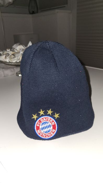 Czapka zimowa BAYERN MONACHIUM dwustronna okazja ORYGINAL plus GRATIS