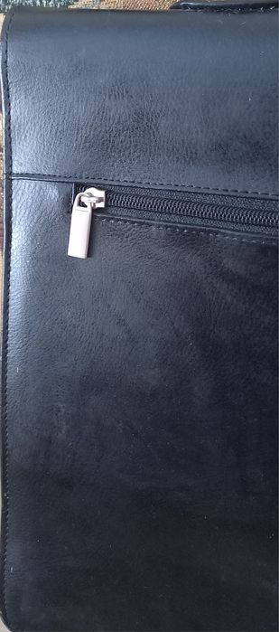 Бренд Gardini  портфель черный.