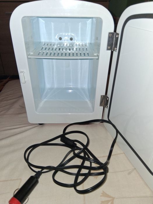 Mini lodówka przenośna