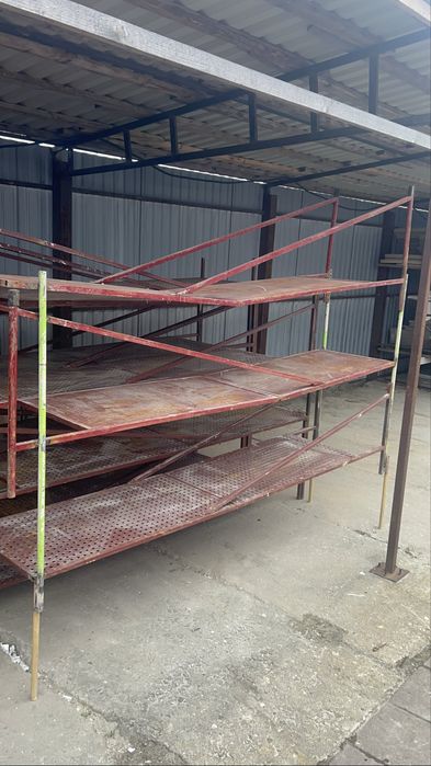 Стилажі металеві