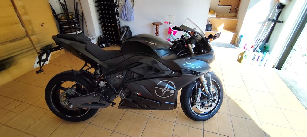 Vendo moto elétrica