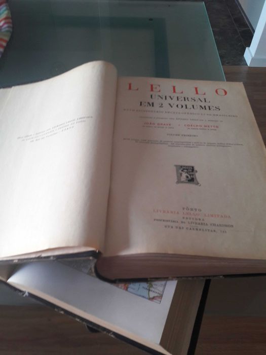 Livros antigos dicionários  da LELLO