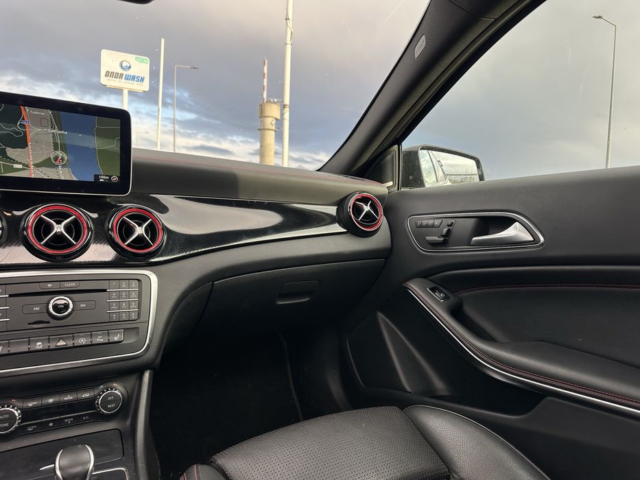 Mercedes-Benz GLA45 AMG Aceito Retoma