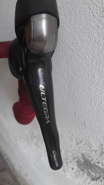 Bicicleta de estrada Goka, modelo 40hm Carbon Fiber Race Frame.