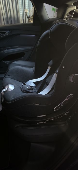 Cadeira CIBEX Sirona Z + Base Isofix