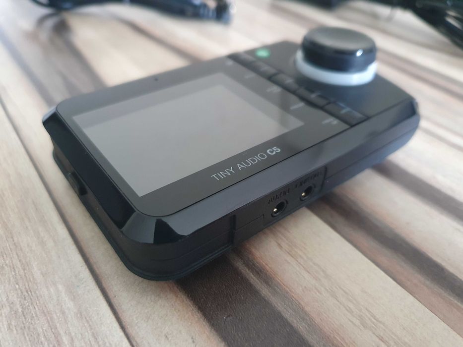 Цифрове автомобільне радіо TINY AUDIO C5 з Bluetooth