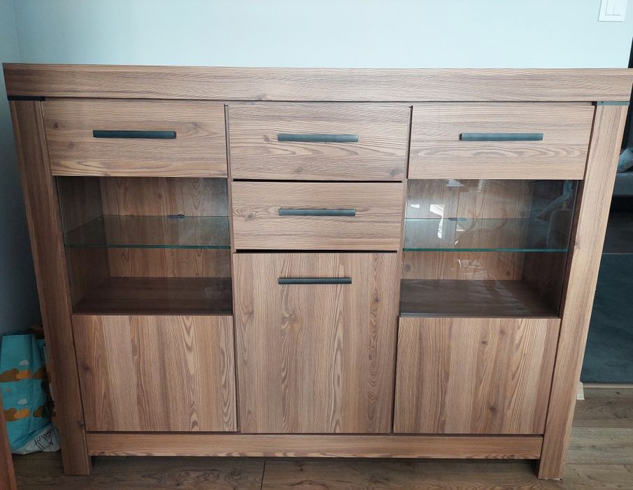 Komoda Black Red White