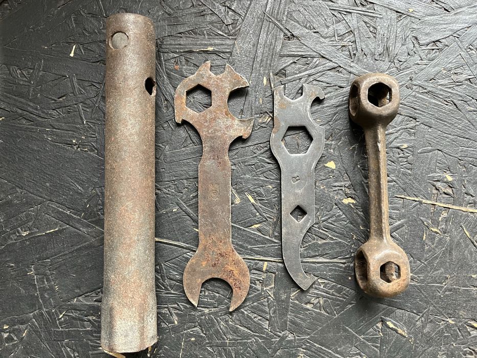 ZZR Romet Motorynka Kadet Ogar zestaw kluczy narzedziowka oryg