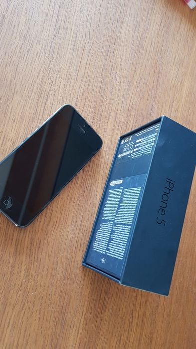 Telefon iPhone 5