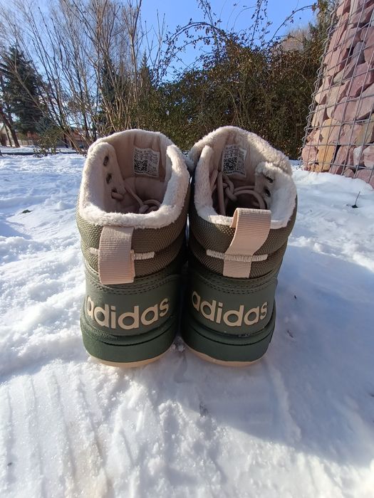 Кросівки Adidas Hoops 3.0 MID WTR,зелені і гірчичні.