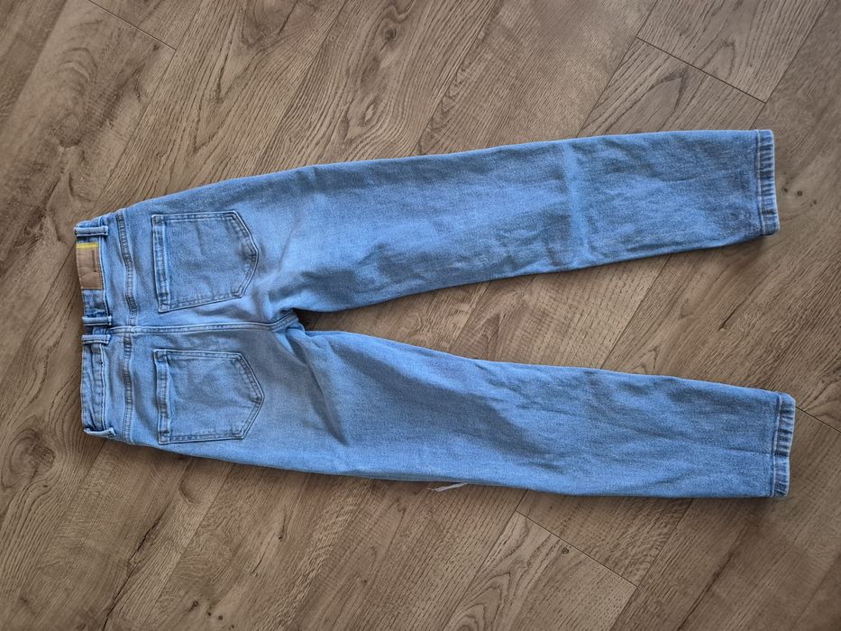 Spodnie jeans stradivarius mom slim fit 36