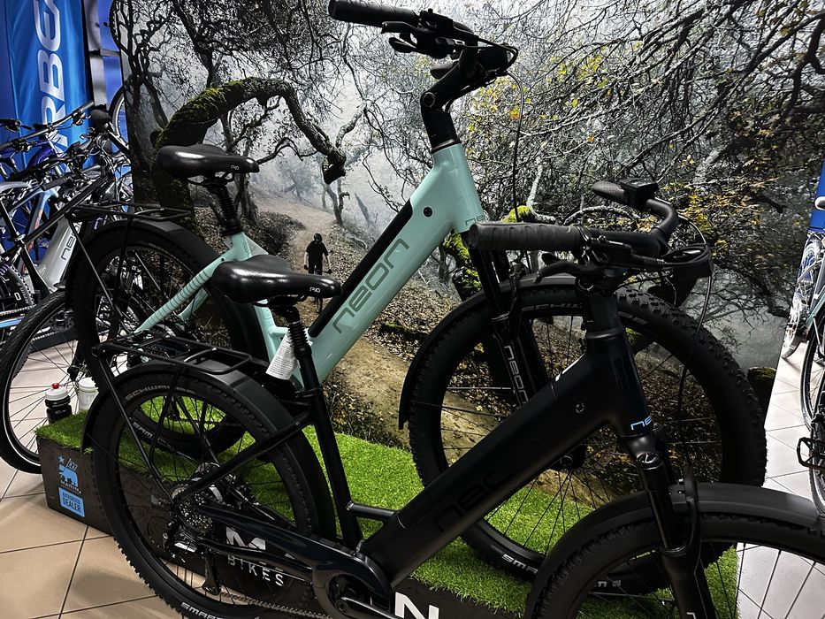 Rower elektryczny SUV SUMMIT RHM 1.0 Miętowy - Active Zone Bike World