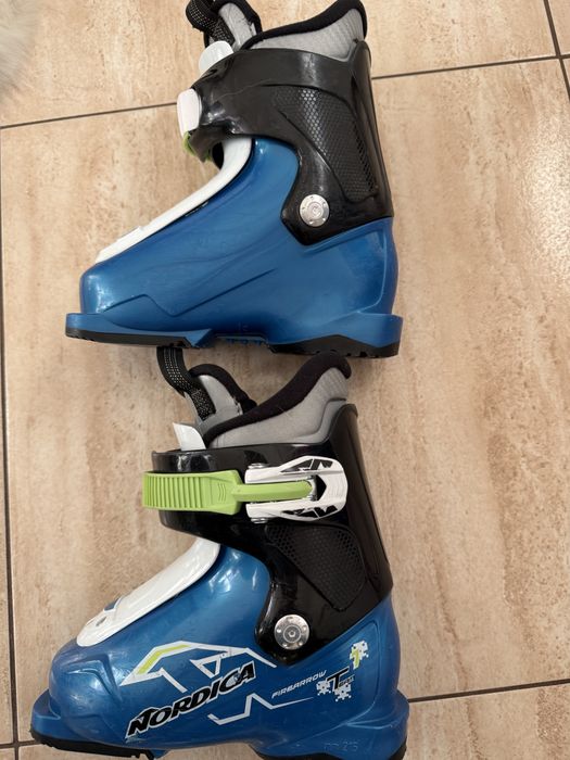 Dzieciece buty narciarskie rozmiar narciarski 16 czyli 25/26
