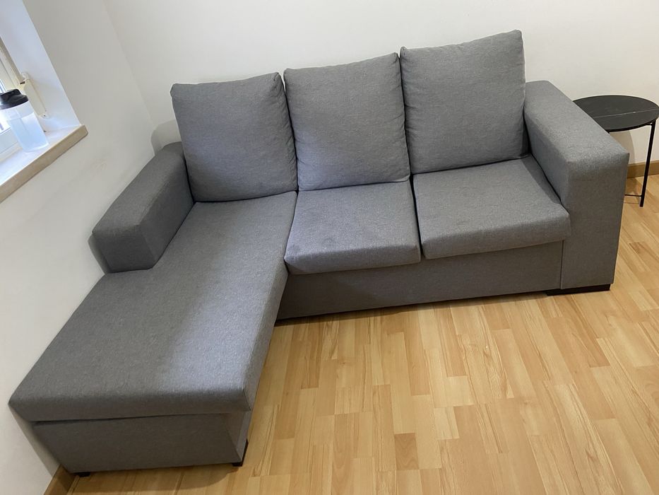 Conjunto de sofá + mesa + 6 cadeiras