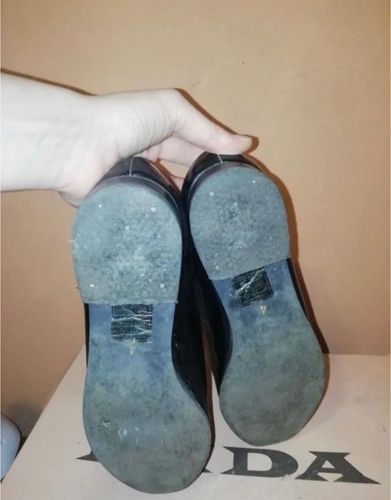 Туфлі  лакові жіночі