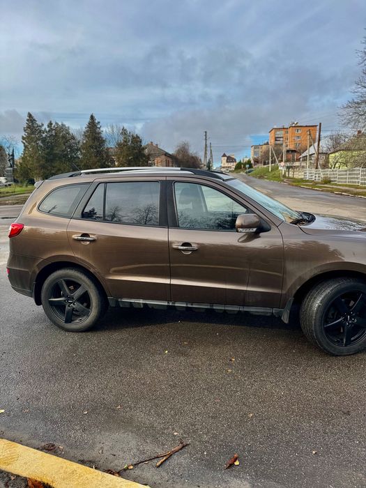 Автомобіль Hyundai Santa FE
