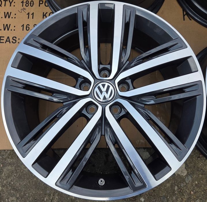 Felgi aluminiowe VW Tiguan T-Roc Passat Sharan 7x19 ET43 5x112