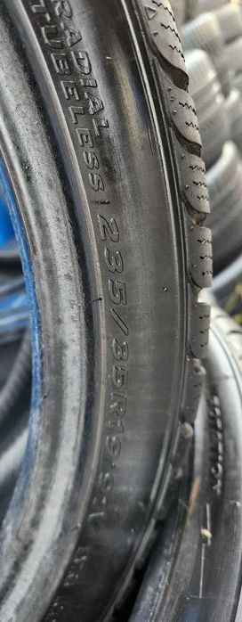 Goauto шини зима Superia 235 35 r19 Рік 2020 7мм купити Київ