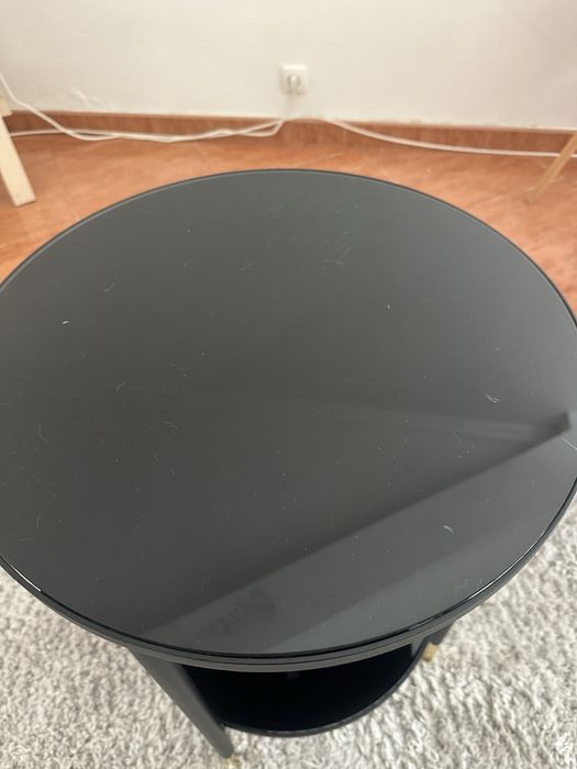 Mesa apoio IKEA ASPEROD preta em vidro