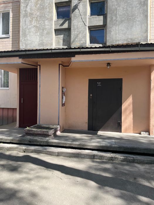 Продам 2 кімнатну квартиру