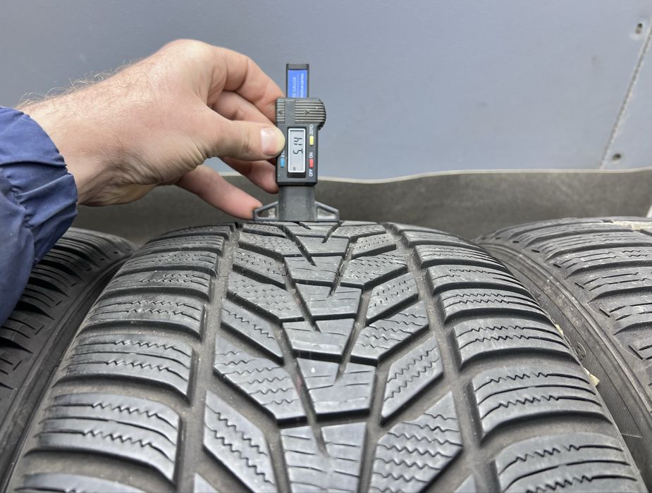 Шини 2021р зима 245 40 R18 Hankook Winter Icept Evo 3 зимові комплект