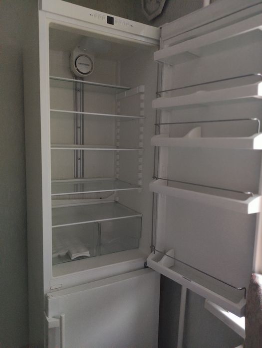 Холодильник вживаний Лібхер