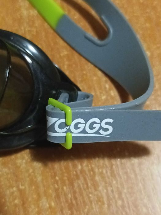 Окуляри для плавання для дорослого плавця. Zoggs