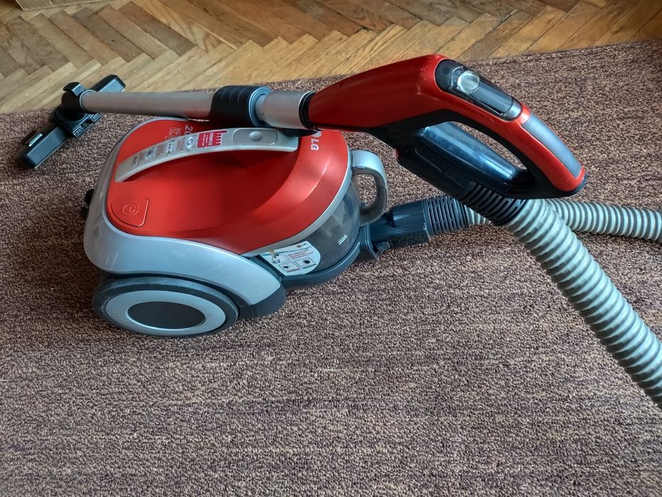 Пылесос LG 2000w