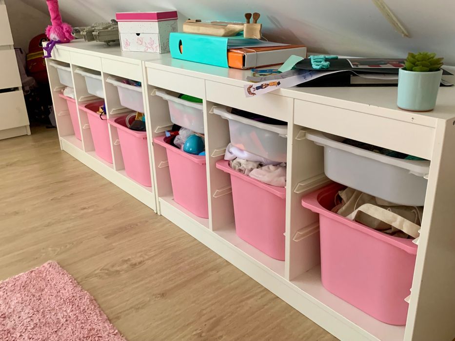 Móvel de arrumação Trofast do Ikea com cestos