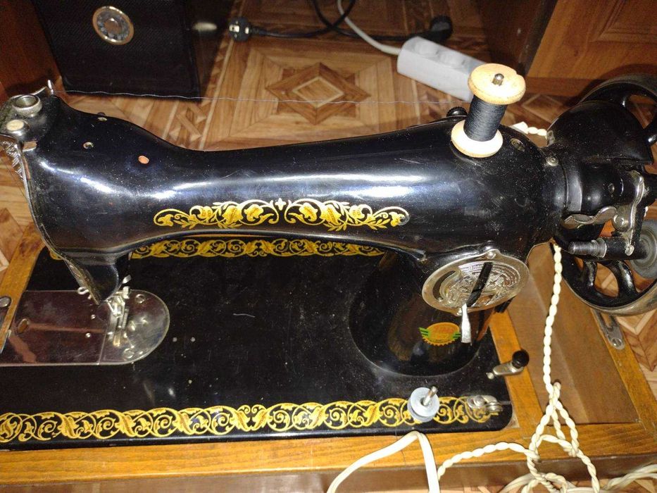 Швейна машинка електрична  з електроприводом швейная электрическая