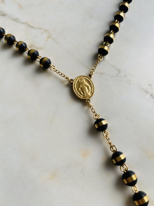 Różaniec . Czarno / zloty