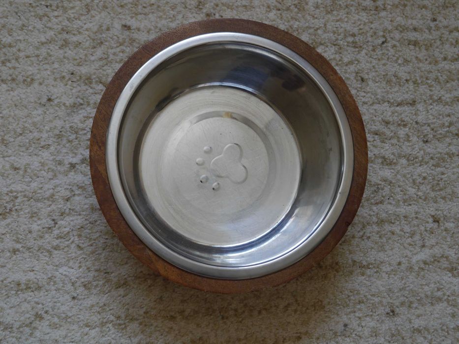 Миска з підставкою для домашніх тварин Діаметр 21,5 см, висата-8 см