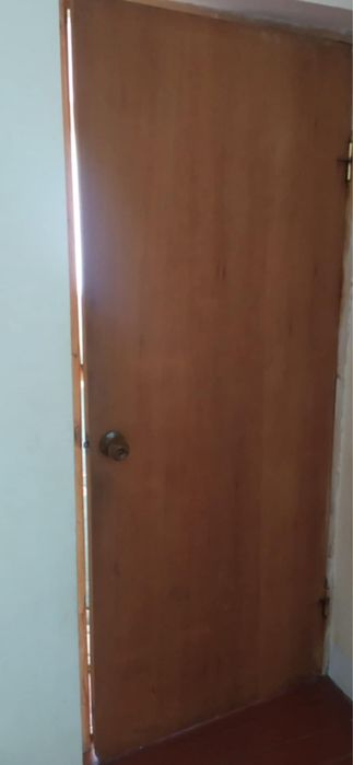 Продам двері