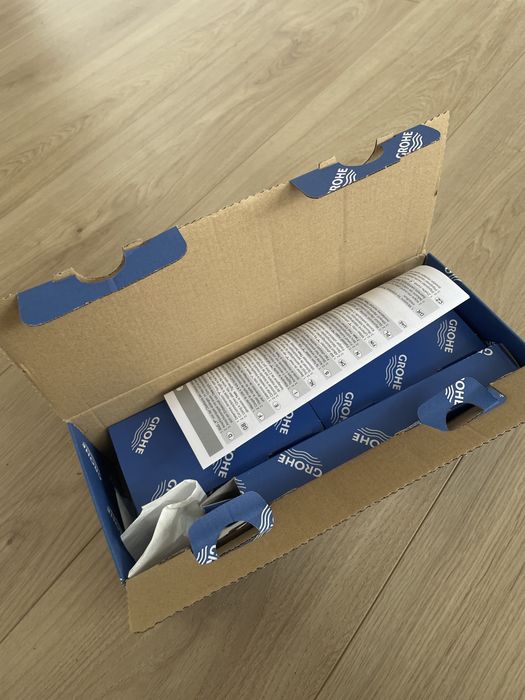 Bateria umywalkowa GROHE Essence L Chrom