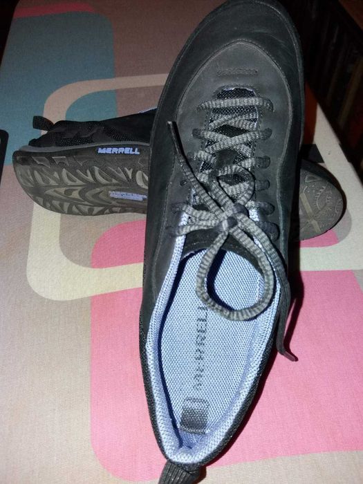 Кроссовки женские MERRELL