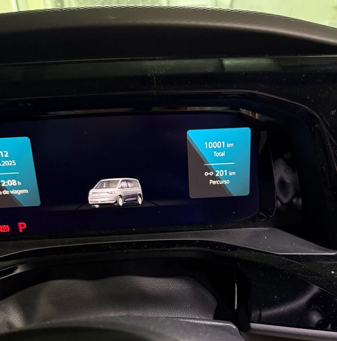 VW MULTIVAN eHybrid Longa com CONDUÇÃO AUTONOMA | 1 DONO | Garantia e revisões incluídas mais 2 anos