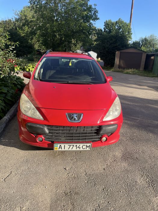 Продам  машину Пежо 307