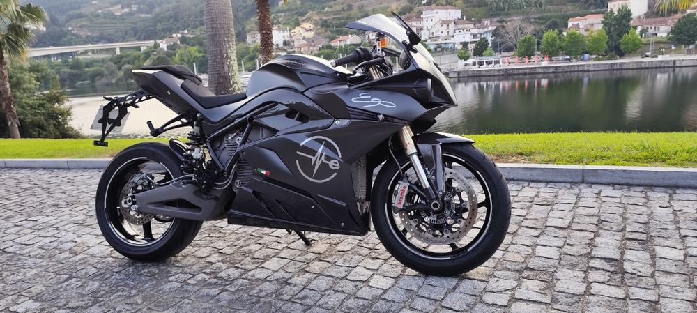 Vendo moto elétrica