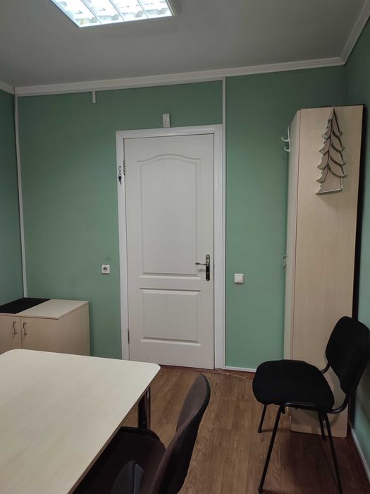 здам в оренду офіс з меблями у ТЦ ВУЛИК