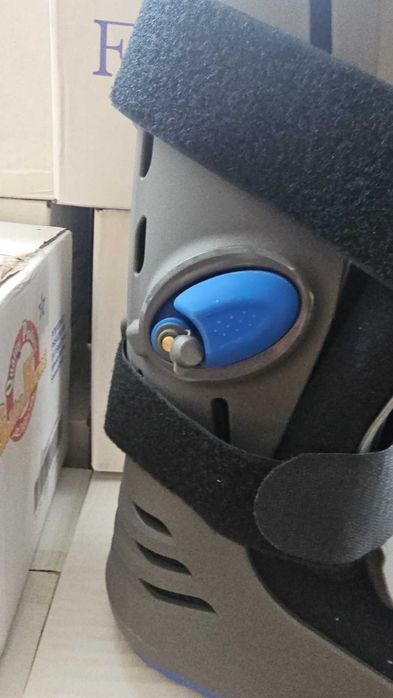 Ортез фірми Apollo на гомілковостопний суглоб