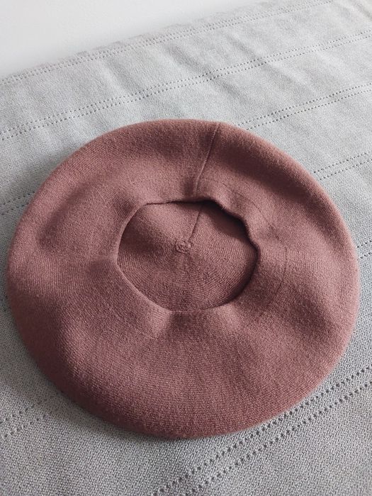 Beret damski 100% wiskoza