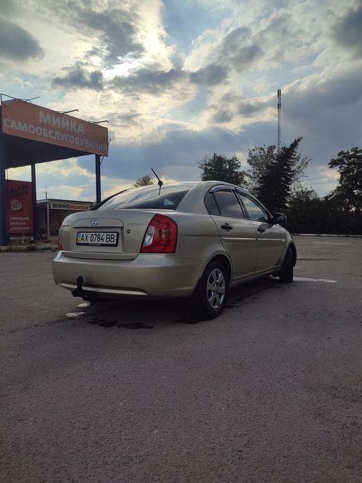 продам Hyundai Accent