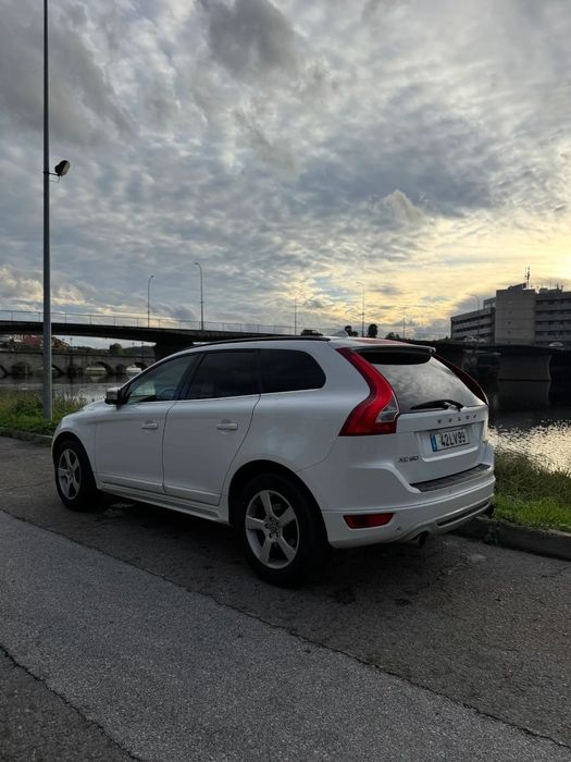 Volvo XC 60 2.0 D4 R-Design 139g Start/Stop