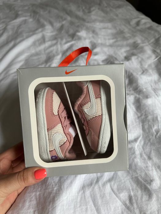 Кроссовки Nike