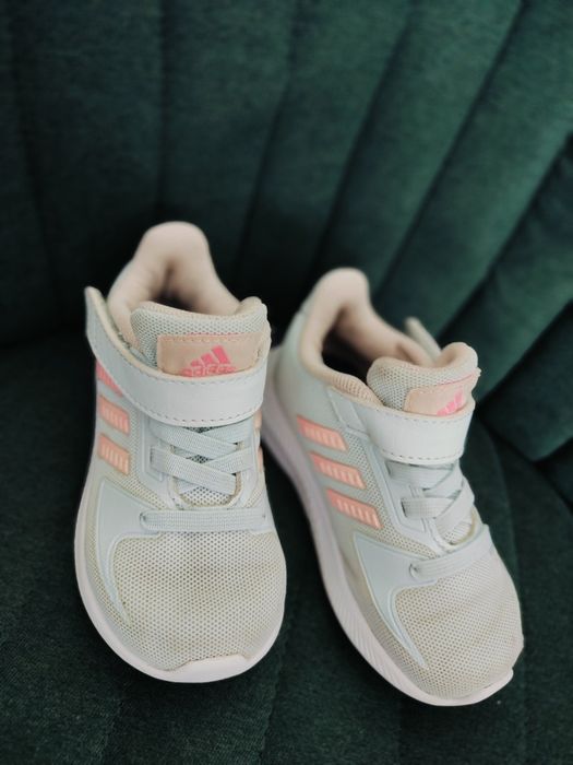 Adidas r. 21 błękitne stan bardzo dobry