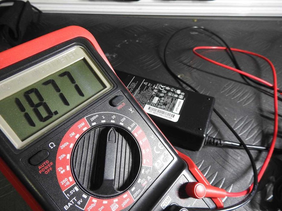 ALIMENTADOR DE CARGA HP PORTÁTIL